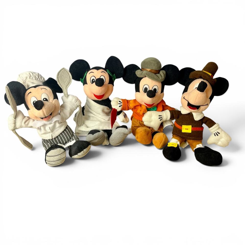 4 Vtg Disney Store Mickey Mouse Bean Bag Plush Chef Toga Pilgrim Bob Cratchit